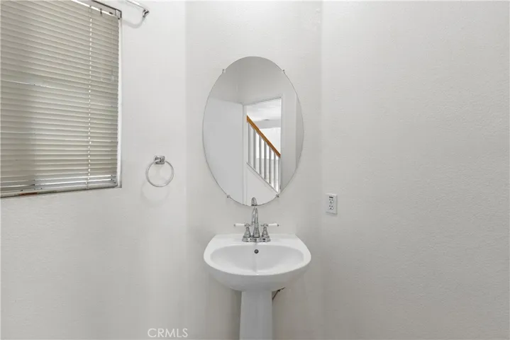 29151 Whitegate Lane, Highland, California 92346