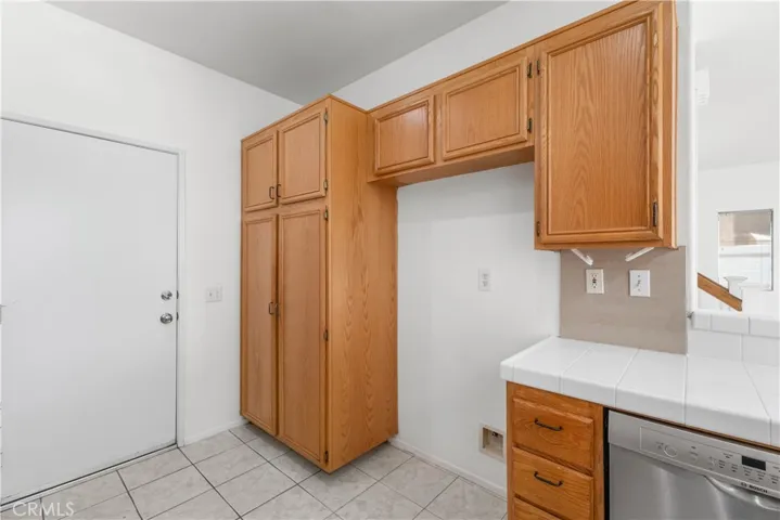 29151 Whitegate Lane, Highland, California 92346