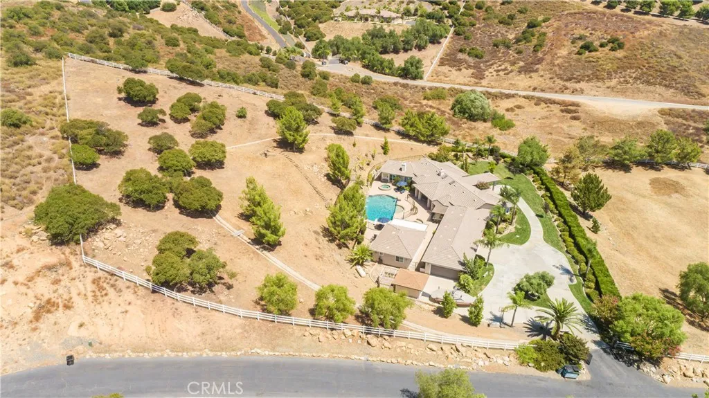 38580 Celine Cove