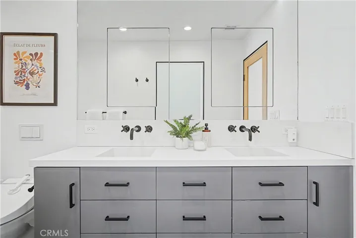 5877 Cape Horn, Agoura Hills, California 91301