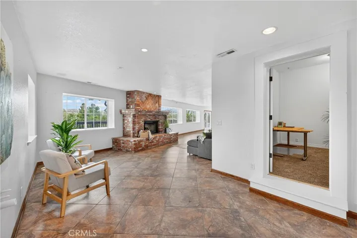 5211 Eureka, Yorba Linda, California 92886