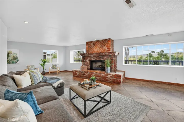 5211 Eureka, Yorba Linda, California 92886