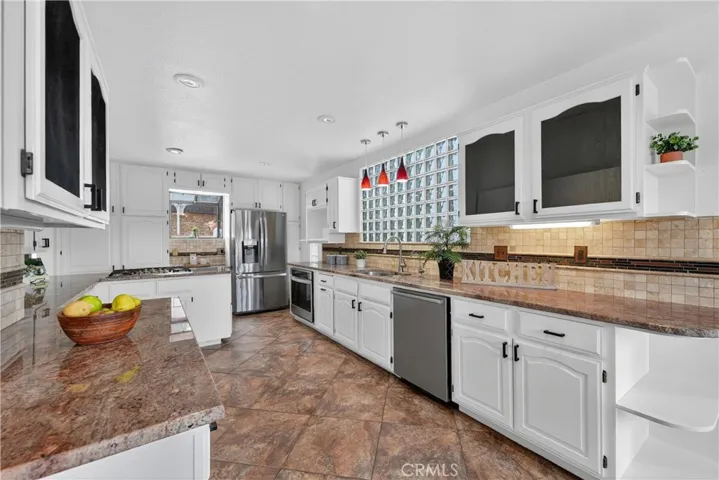 5211 Eureka, Yorba Linda, California 92886