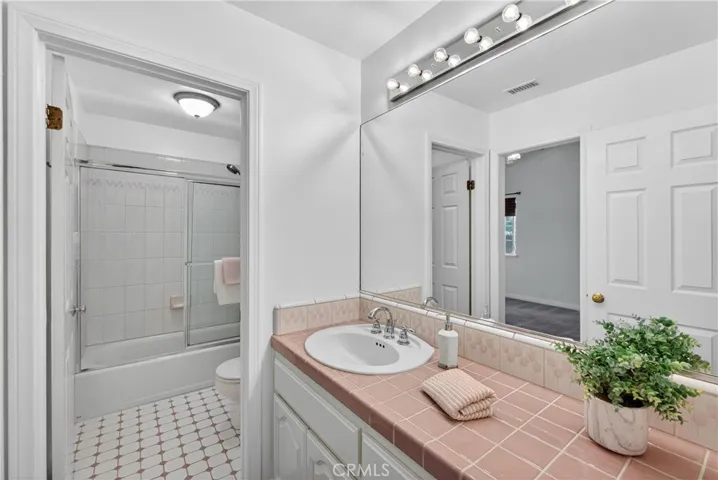 5211 Eureka, Yorba Linda, California 92886
