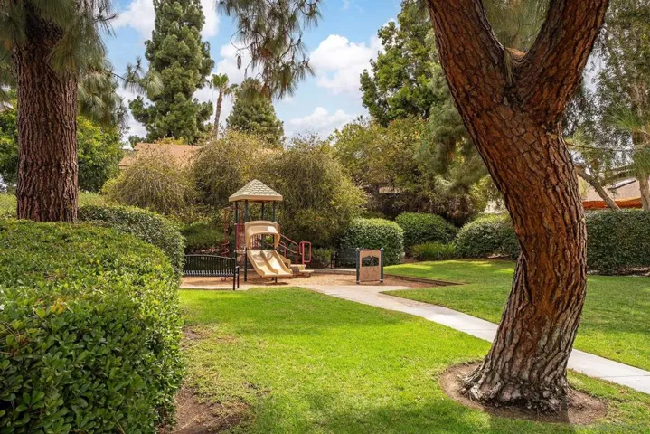 1465 Bridgeview, San Diego, California 92105