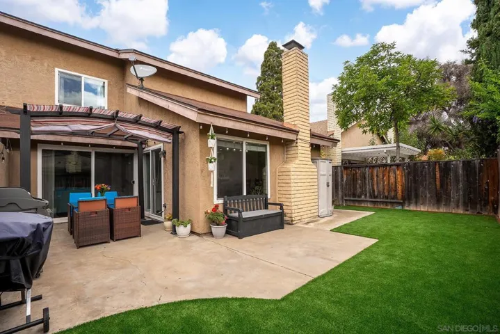 1465 Bridgeview, San Diego, California 92105
