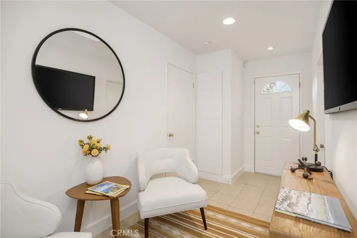 5901 Nita Avenue, Woodland Hills, California 91367