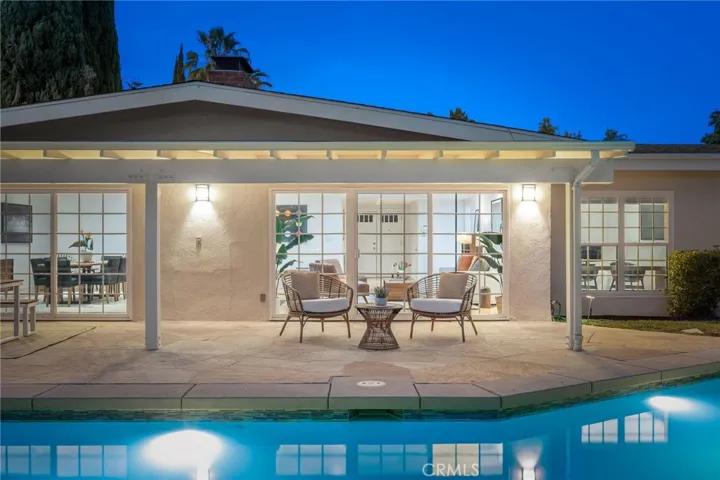 5901 Nita Avenue, Woodland Hills, California 91367