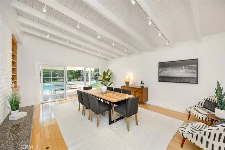 5901 Nita Avenue, Woodland Hills, California 91367