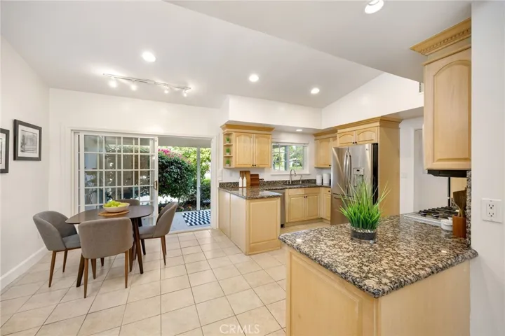 5901 Nita Avenue, Woodland Hills, California 91367