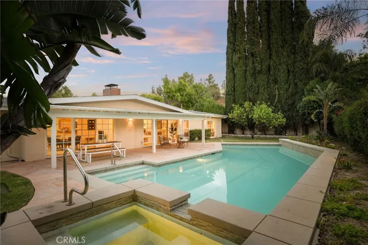 5901 Nita Avenue, Woodland Hills, California 91367