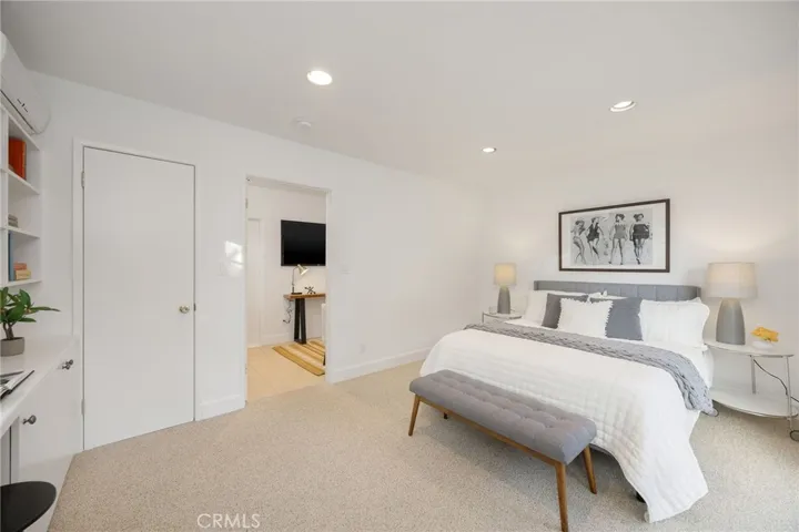 5901 Nita Avenue, Woodland Hills, California 91367