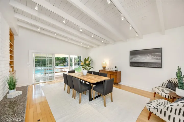 5901 Nita Avenue, Woodland Hills, California 91367