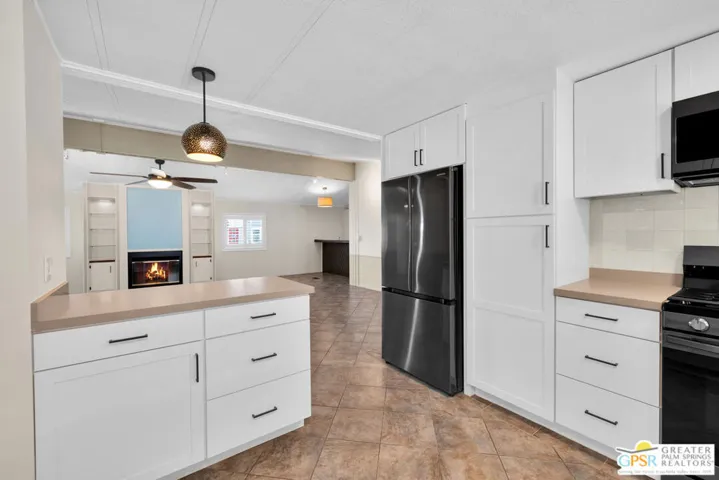 222 Settles Drive, Cathedral City, California 92234