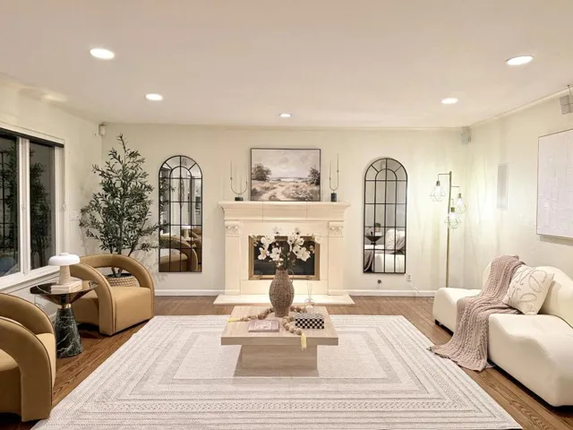 Spacious Family Room