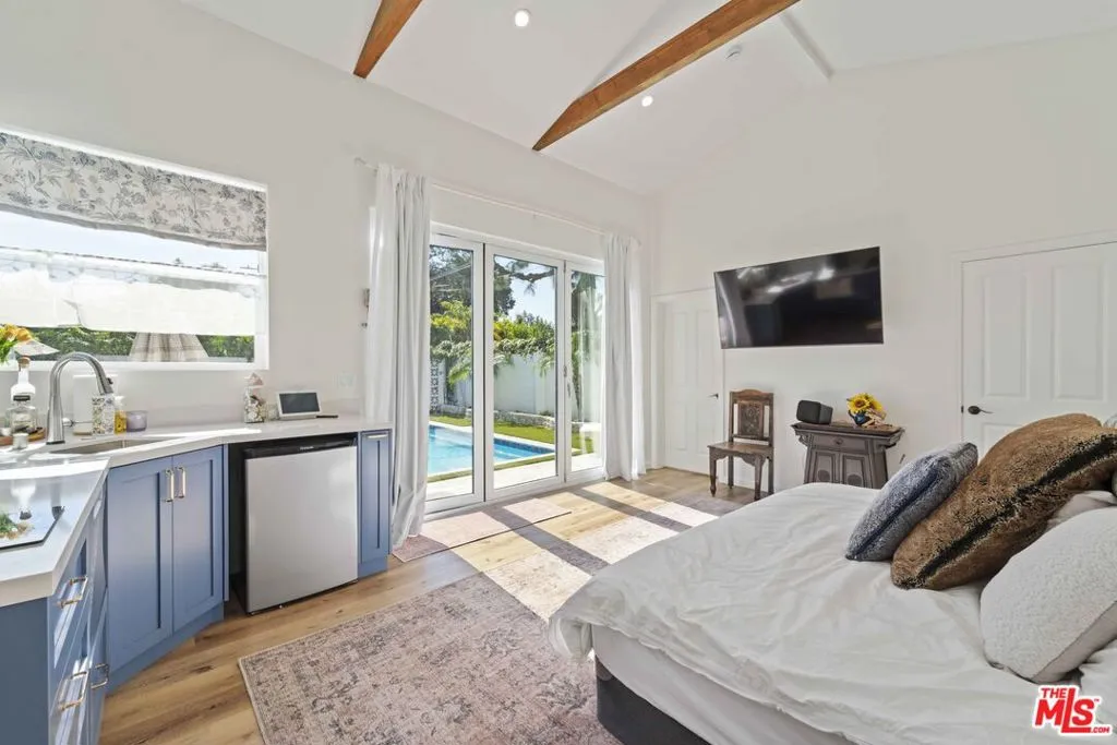 Guest House