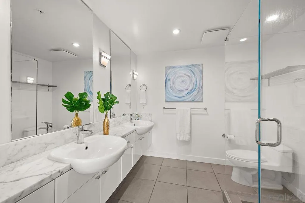Primary Bath/Spa