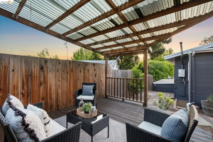 4006 Laurel Ave, Oakland, California 94602