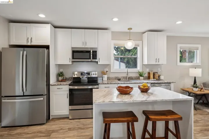 4006 Laurel Ave, Oakland, California 94602