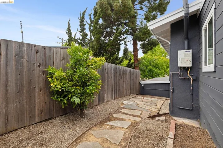 4006 Laurel Ave, Oakland, California 94602