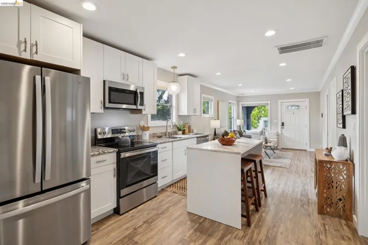 4006 Laurel Ave, Oakland, California 94602
