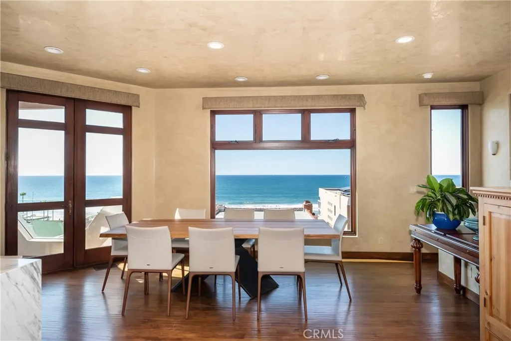 221 30th Street, Manhattan Beach, California 90266 — photo 5