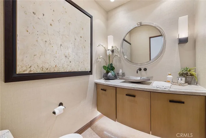 Powder room