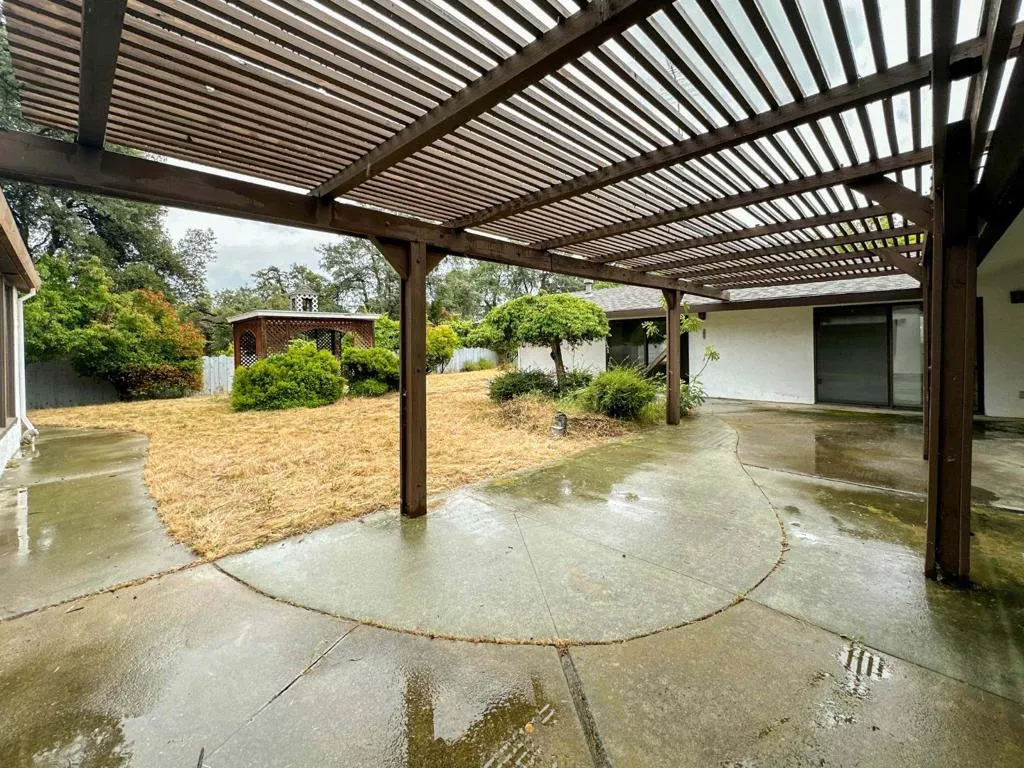 20521 Upper Hillview Drive, Sonora, California 95370 — photo 5