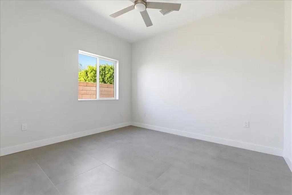 53-30127 Avenida Juarez - Bedroom 2