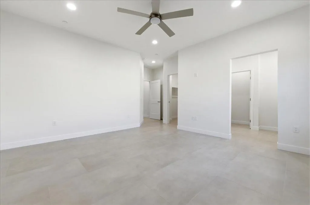 16-30125 Avenida Juarez - Primary Bedroo