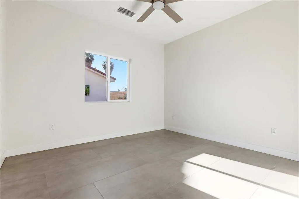 49-30127 Avenida Juarez - Primary Bedroo
