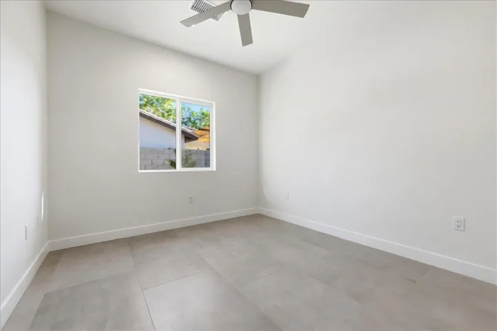 23-30125 Avenida Juarez - Bedroom 3