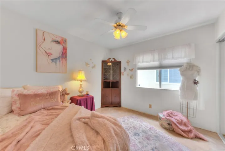 Guest bedroom
