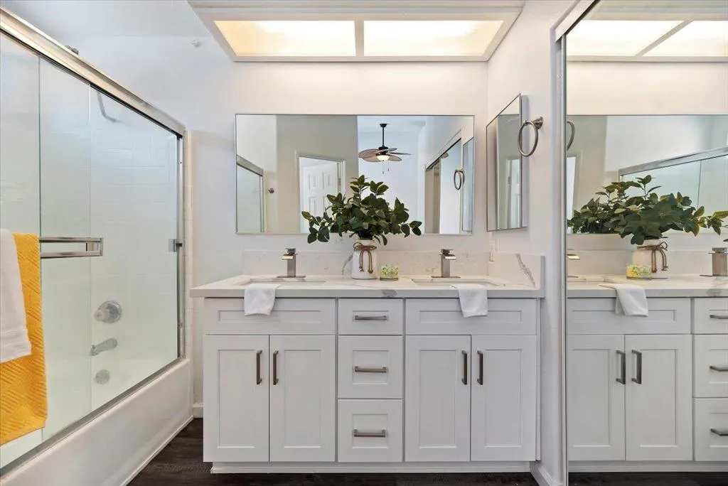 35-Primary Bathroom