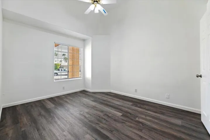 40-Bedroom 3