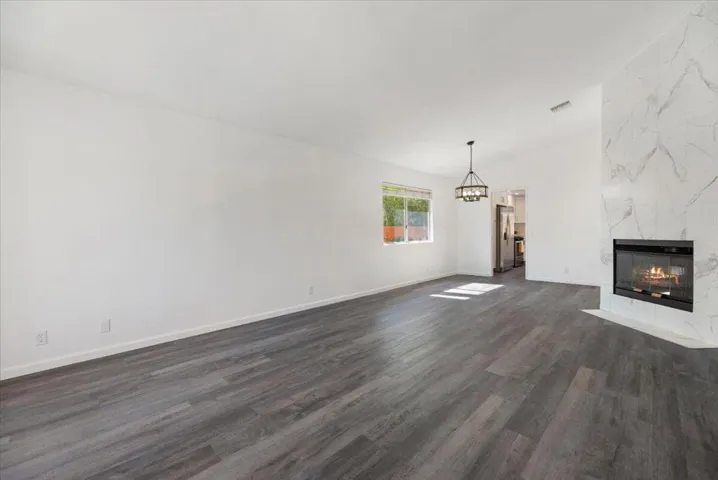 13-Living Room