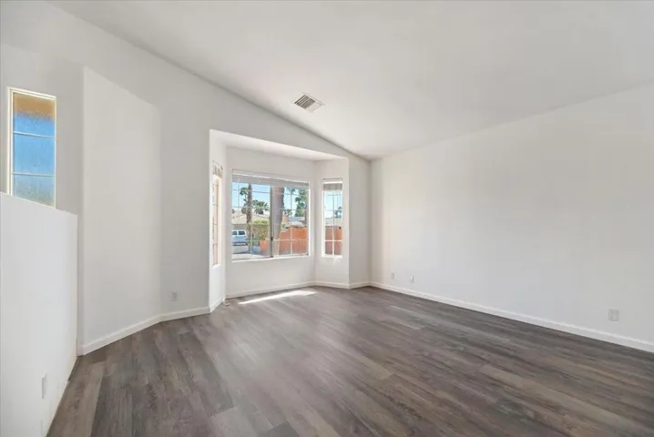 10-Living Room
