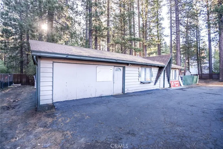 42180 Moonridge Road, Big Bear Lake, California 92315