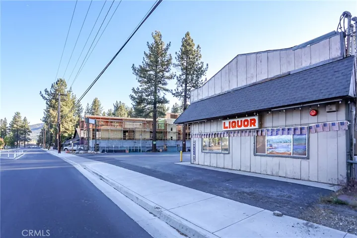 42180 Moonridge Road, Big Bear Lake, California 92315