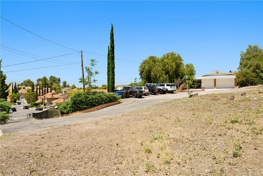 Front Yard View
