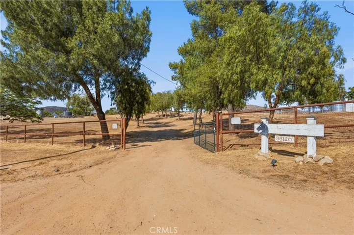 36120 Patricia Dell, Temecula, California 92592