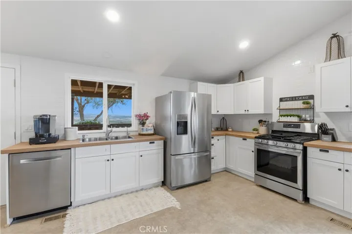 36120 Patricia Dell, Temecula, California 92592