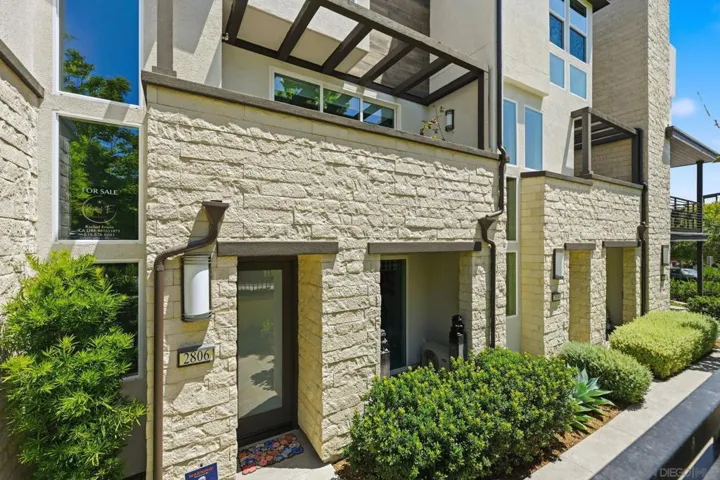 2806 Avella Cir, San Diego, California 92108