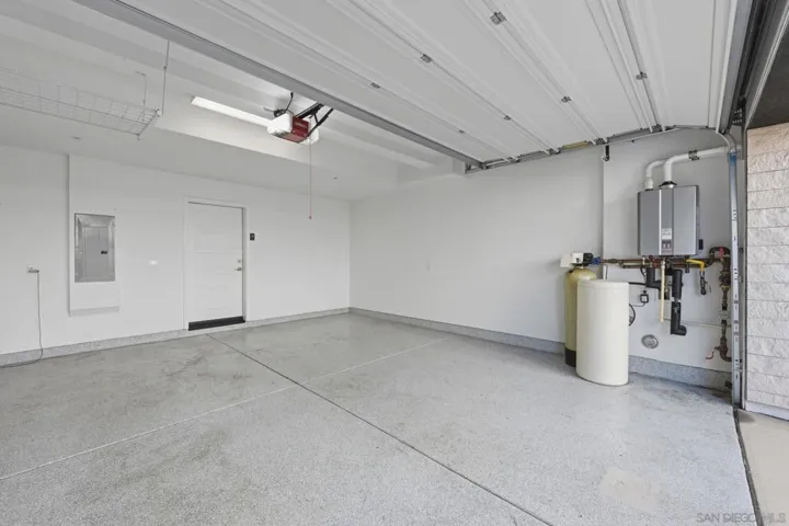 2806 Avella Cir, San Diego, California 92108