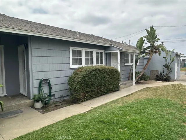 1714 2nd, San Fernando, California 91340 — photo 4