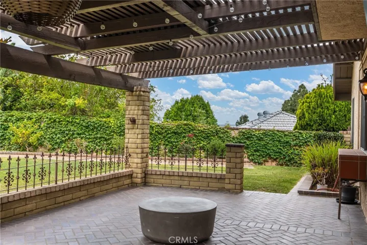 1563 Avenida Entrada, San Dimas, California 91773