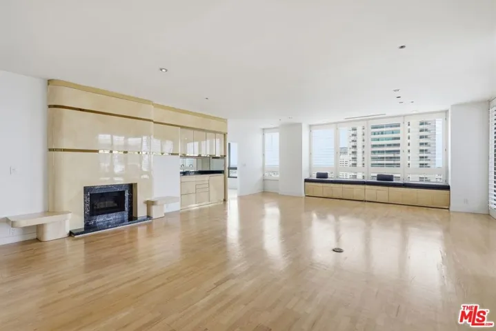 10430 Wilshire Boulevard 1701, Los Angeles, California 90024