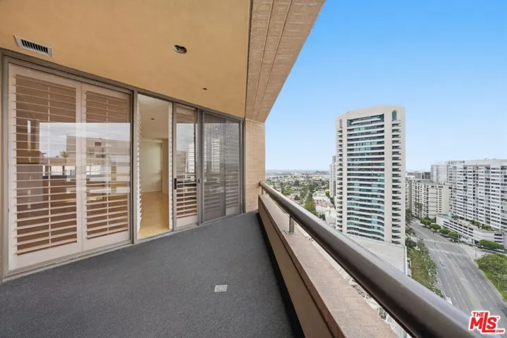 10430 Wilshire Boulevard 1701, Los Angeles, California 90024