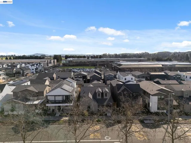 8949 Camino Colegio, Rohnert Park, California 94928