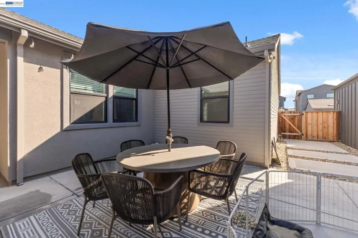 8949 Camino Colegio, Rohnert Park, California 94928